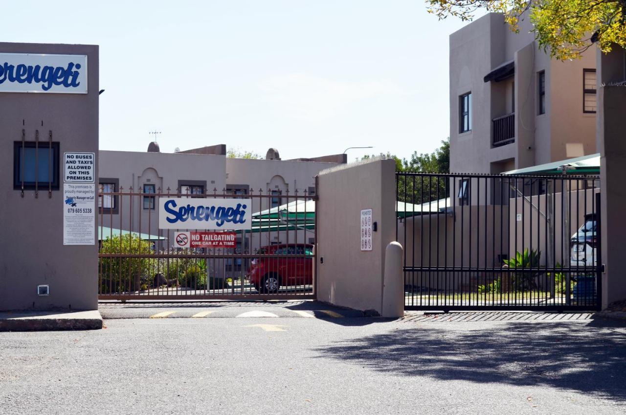 Broadway Self Catering Apartments Durbanville Ngoại thất bức ảnh