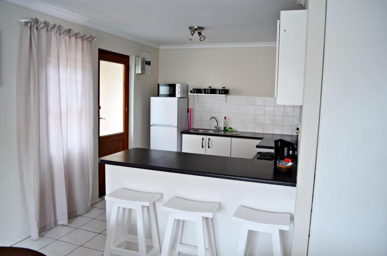 Broadway Self Catering Apartments Durbanville Ngoại thất bức ảnh