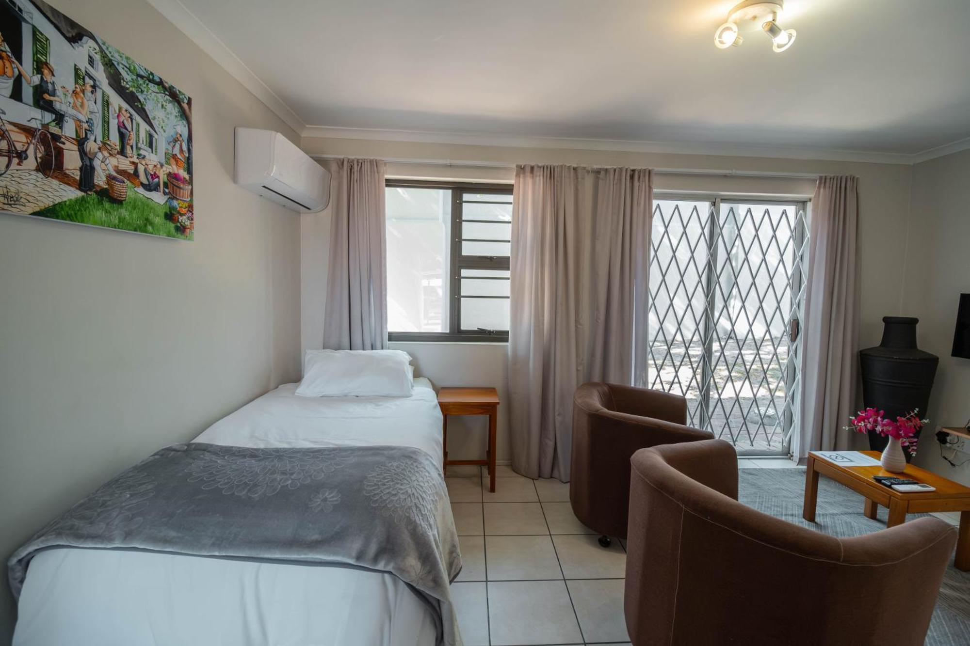 Broadway Self Catering Apartments Durbanville Ngoại thất bức ảnh
