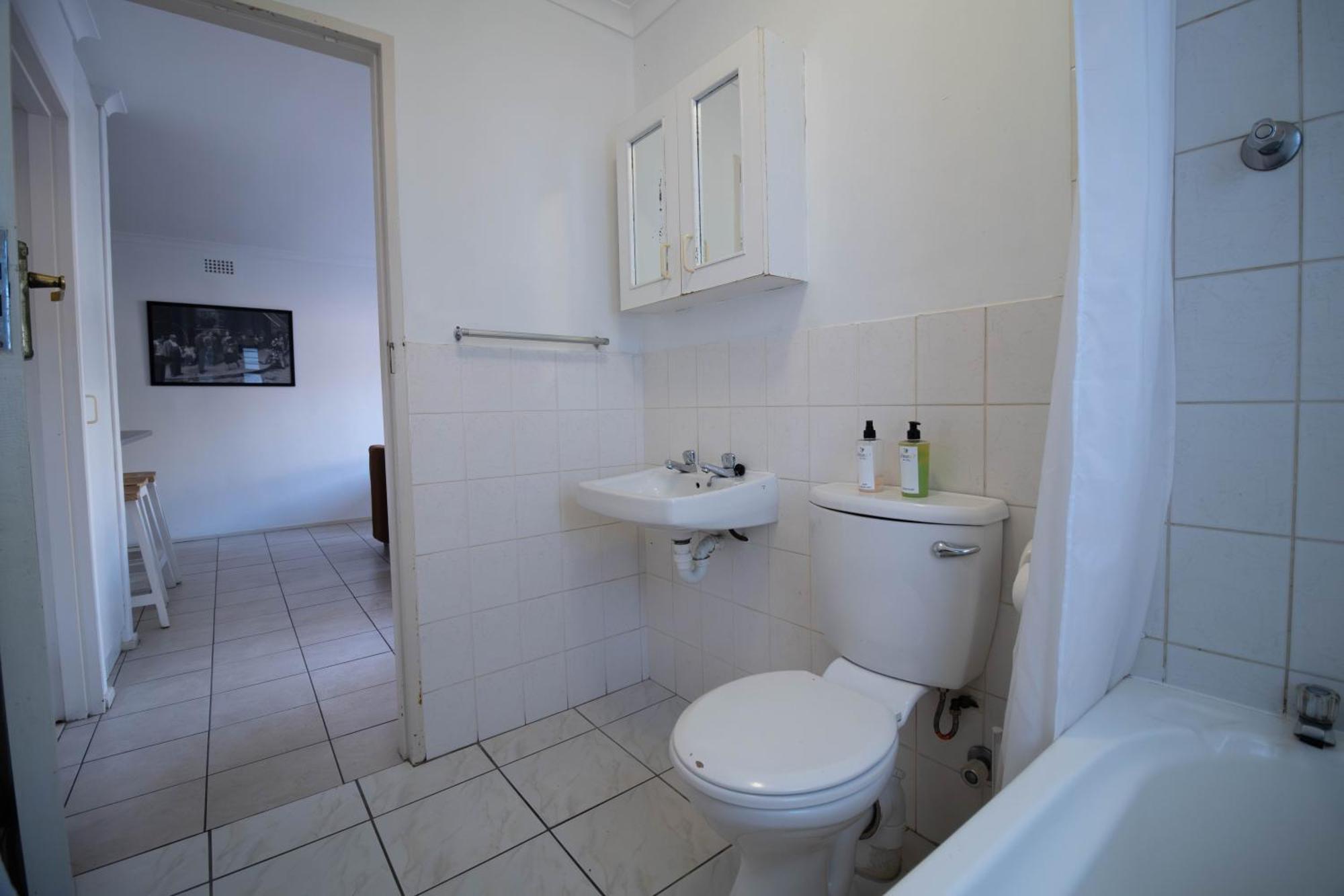 Broadway Self Catering Apartments Durbanville Ngoại thất bức ảnh