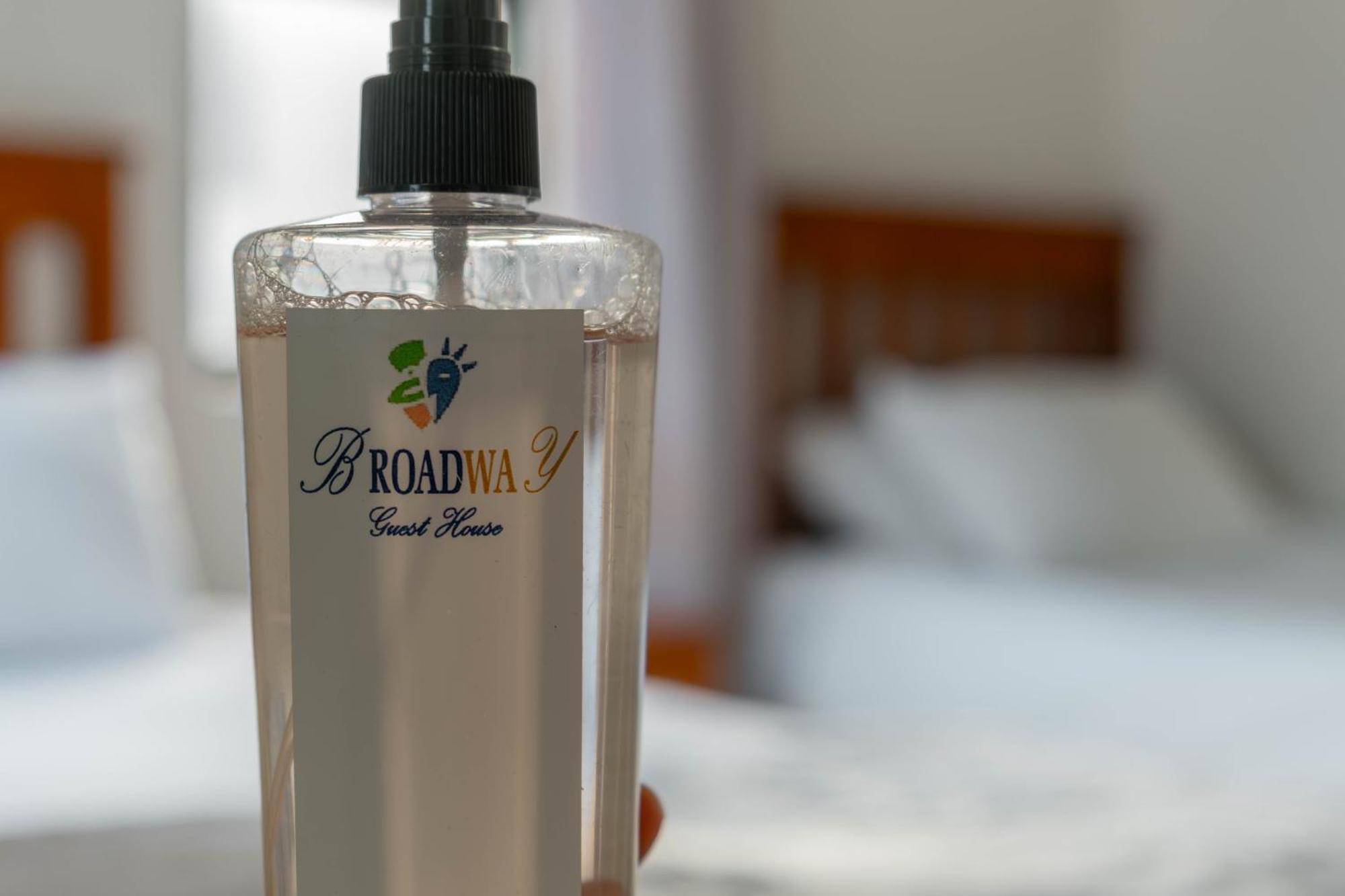 Broadway Self Catering Apartments Durbanville Ngoại thất bức ảnh