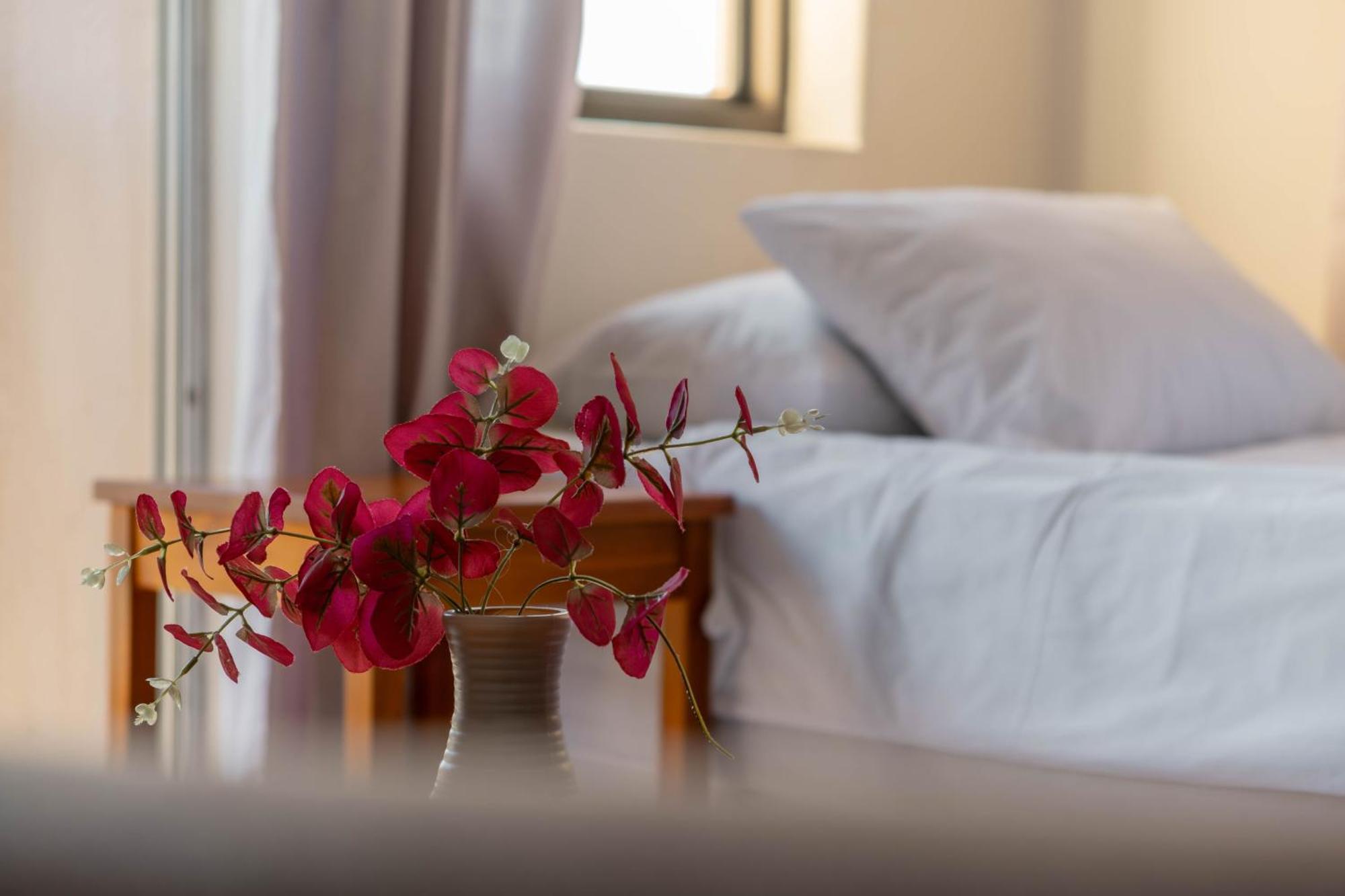 Broadway Self Catering Apartments Durbanville Ngoại thất bức ảnh